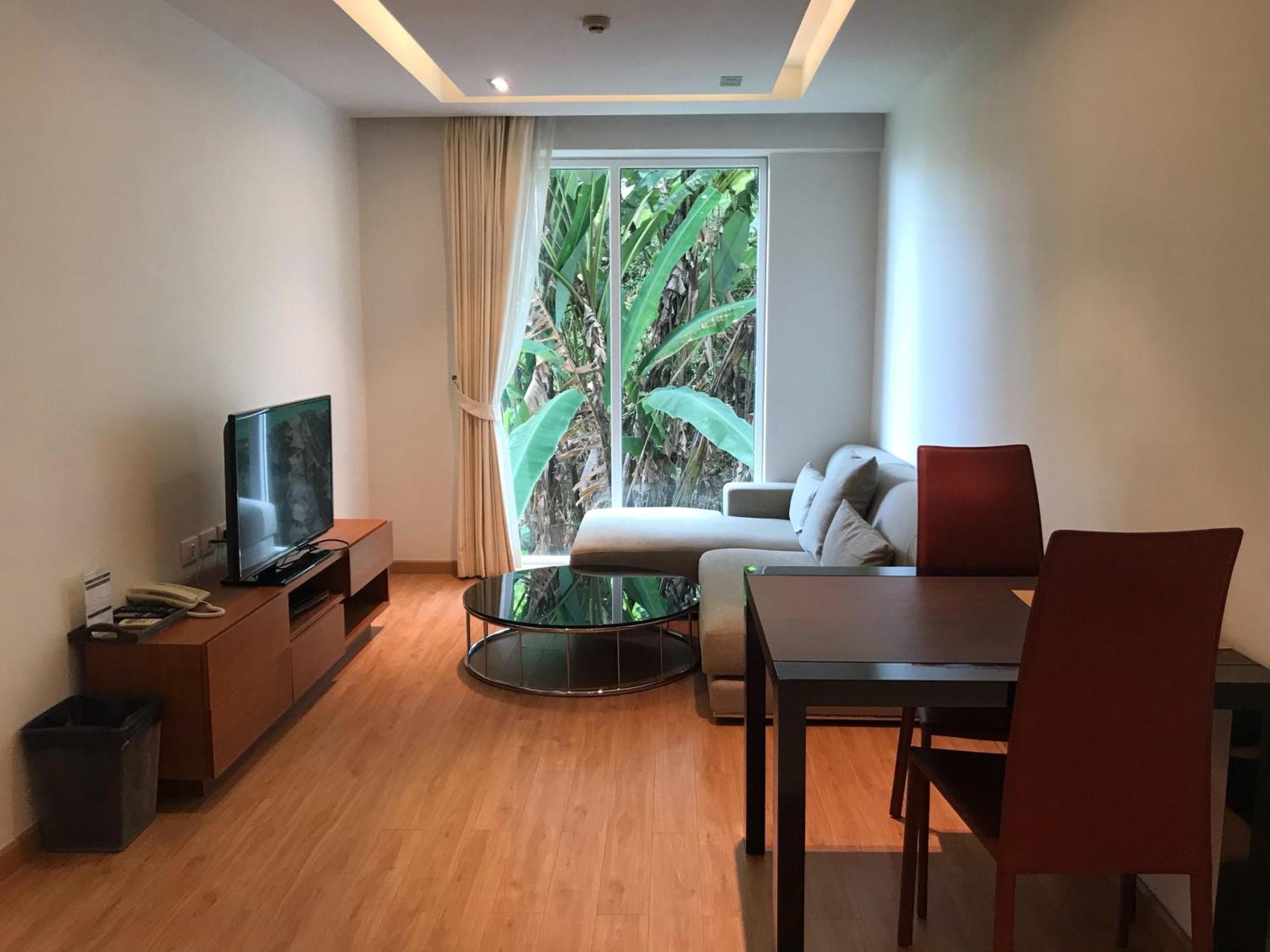 The Privilege Residence Patong Exterior photo