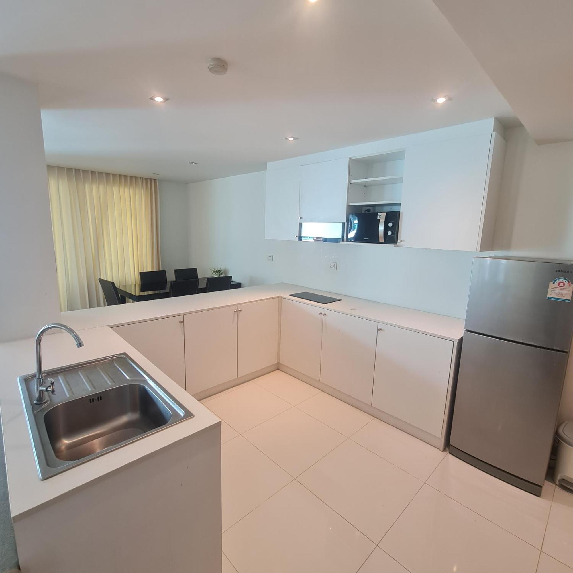 The Privilege Residence Patong Exterior photo
